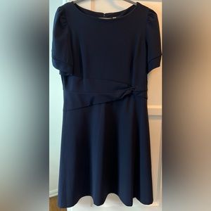 DKNY Women’s Navy Blue Short Sleeve Knotted Belt Front Dress Size 14